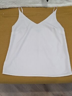 Banana Republic White V-Neck Camisole with Spaghetti Straps